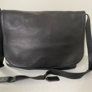 Coach Sonoma Schoolbag Messenger XL 4902 Pebbled Leather Made USA Black Rare